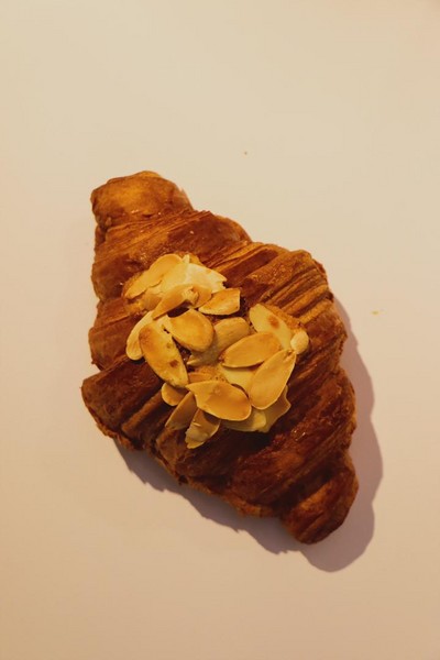 کروسان‌بادام